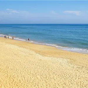 quarteira-beach.hotelaalgarve.com/