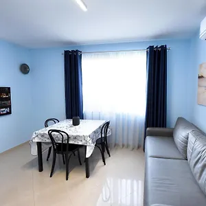 alba.hotels-in-tirana.com/